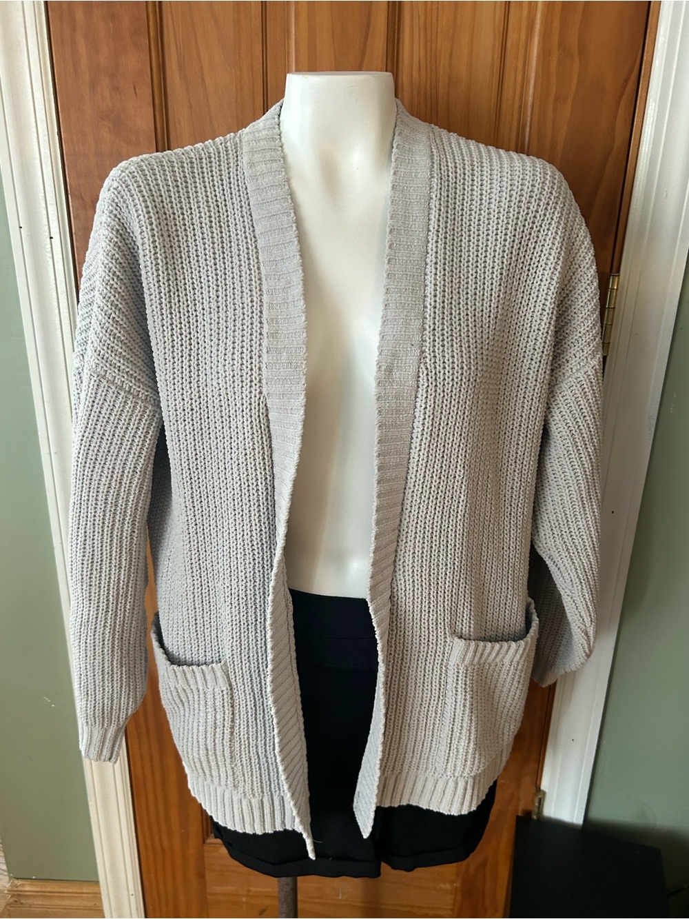 Hollister Light Gray Open-Front Knit Cardigan